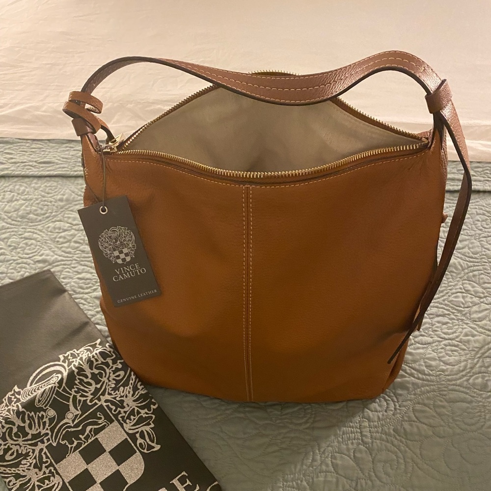 NWT Vince Camuto hobo purse